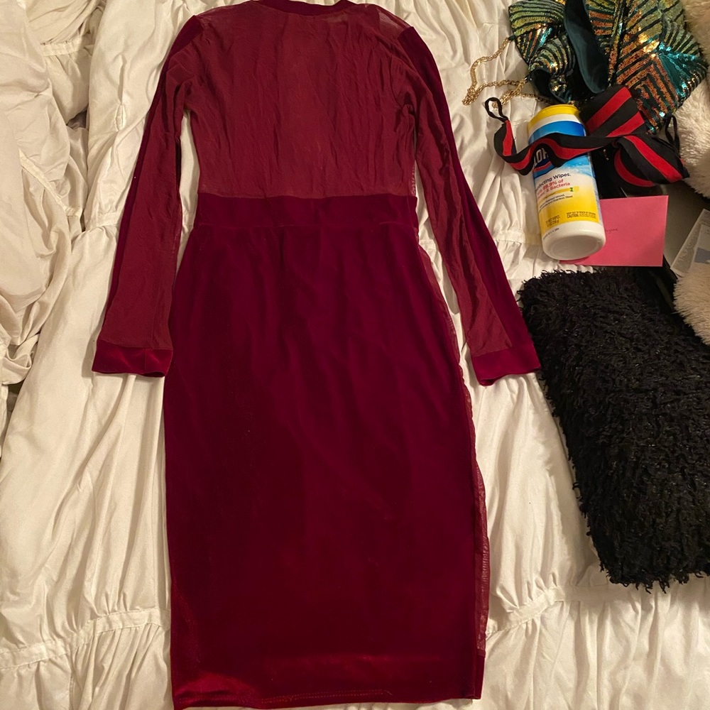 Deep Red Dress - Picture 2 of 7